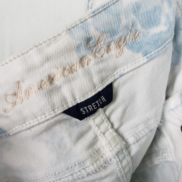 American Eagle Froral Denim Shorts LOW Rise - Picture 5 of 6